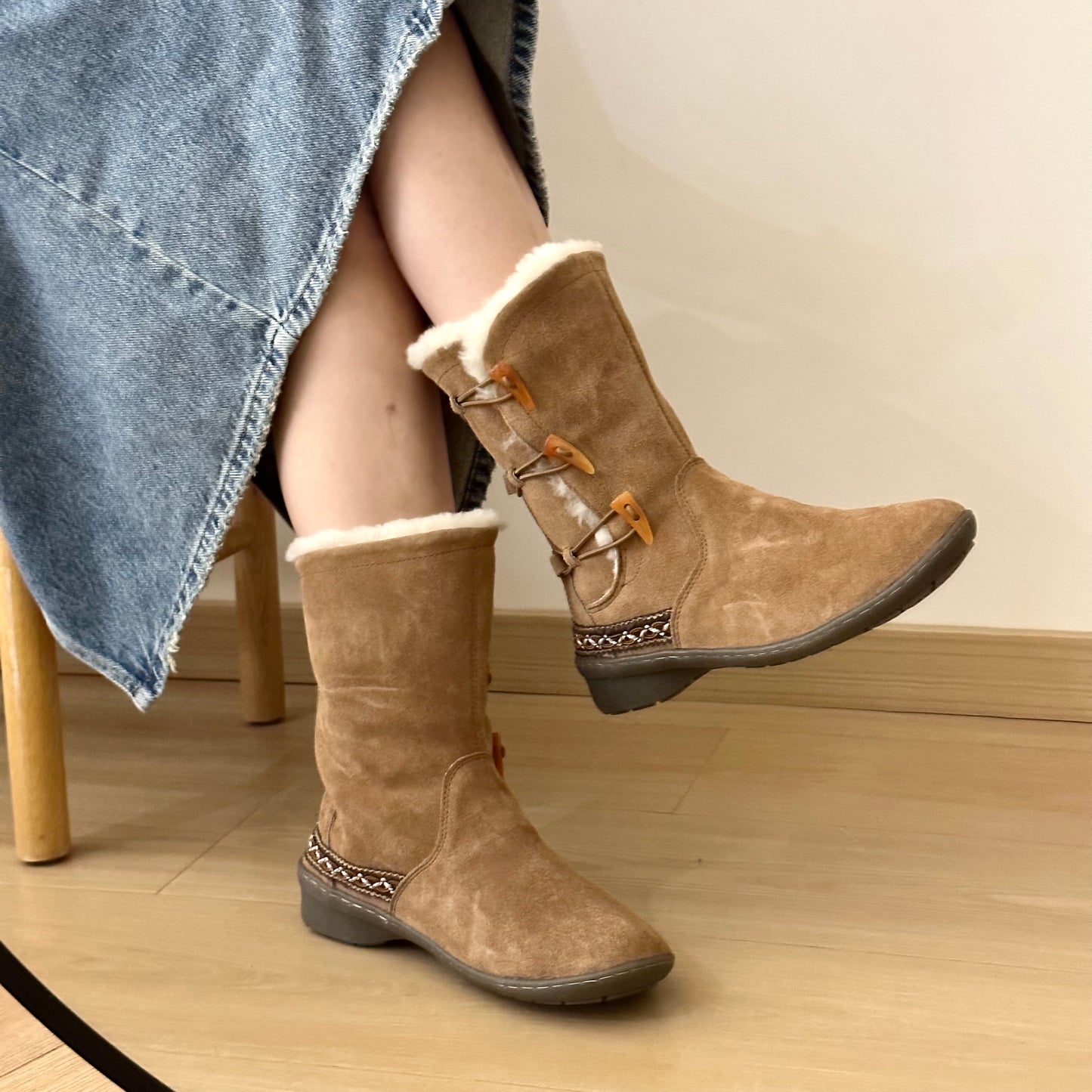 Three Toggle Boots Chestnut