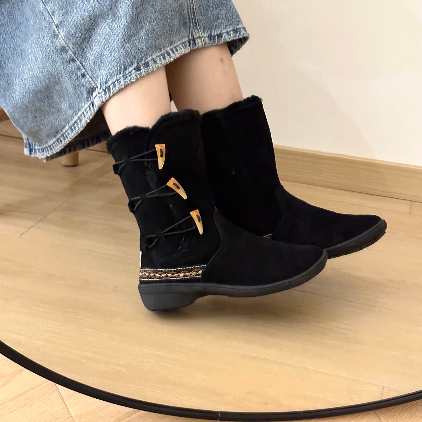 Three Toggle Boots Black