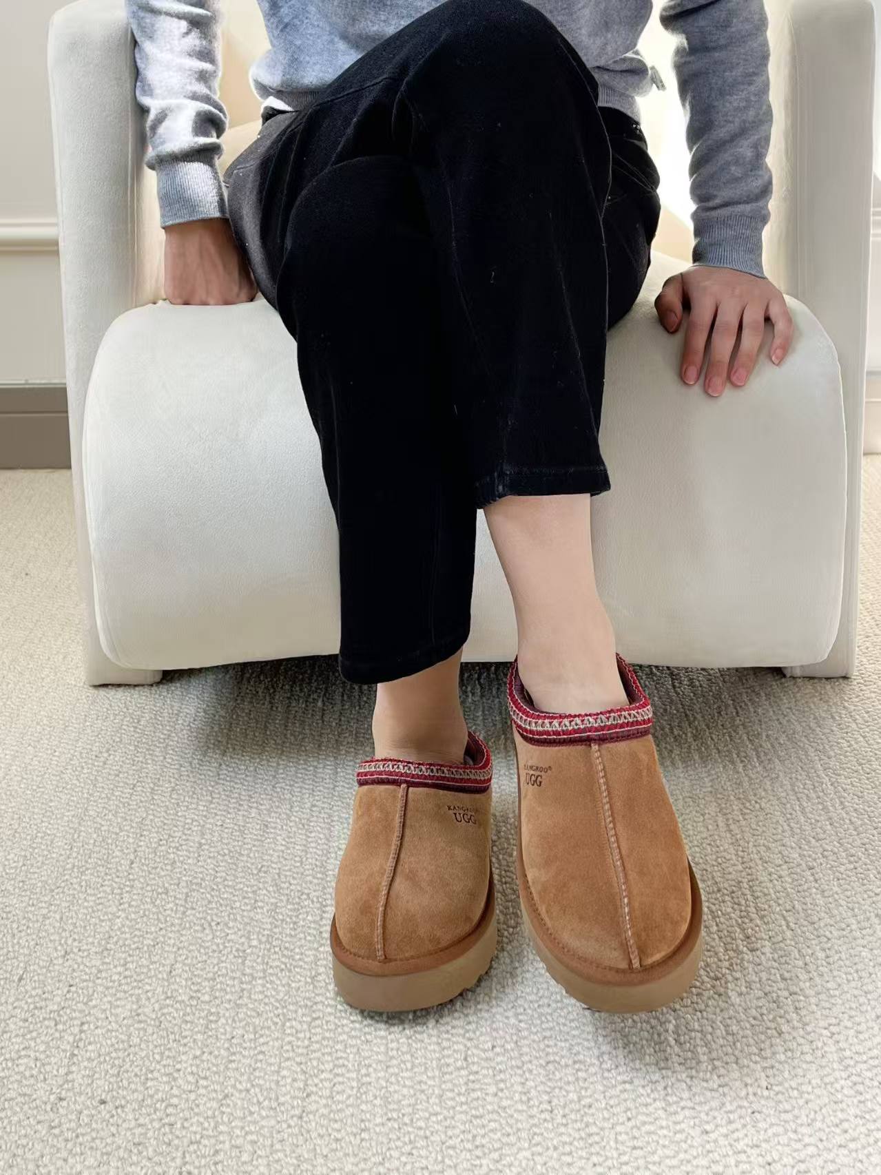 Tassie Platform Slippers Chestnut